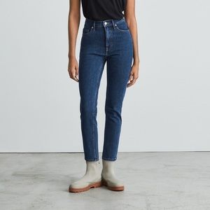 Everlane Original Cheeky Jean in Washed Midnight 27”